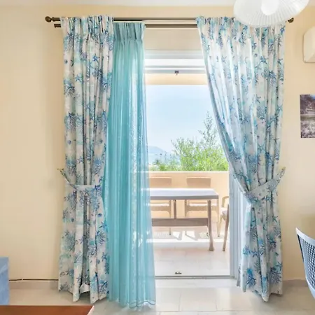 Seaview Balcony Porlamar 155 * Glifada