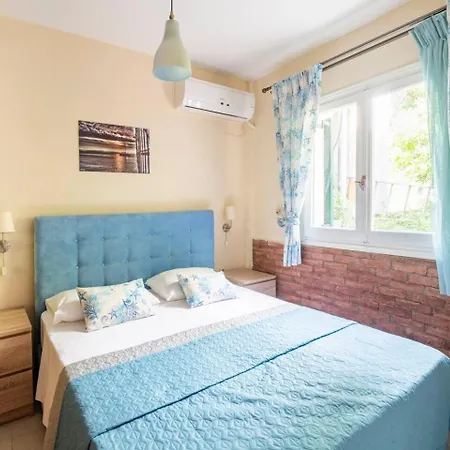 Seaview Balcony Porlamar 155 * Glyfada (Corfu)